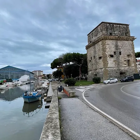 La Brezza Viareggina A 500 Mt Dal Mare, Dal Carnevale E Dagli Stabilimenti Balneari Apartmán Viareggio